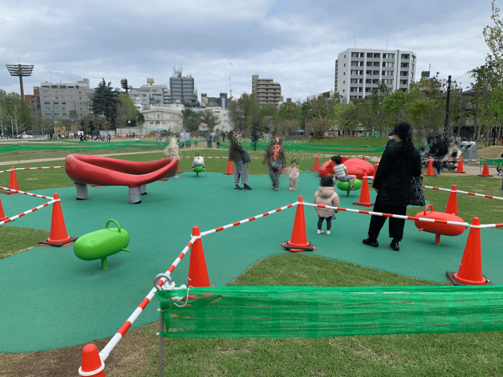 としまキッズパークも隣接 池袋の広い公園 イケ サンパークに行ってみた あしたどこいくのー