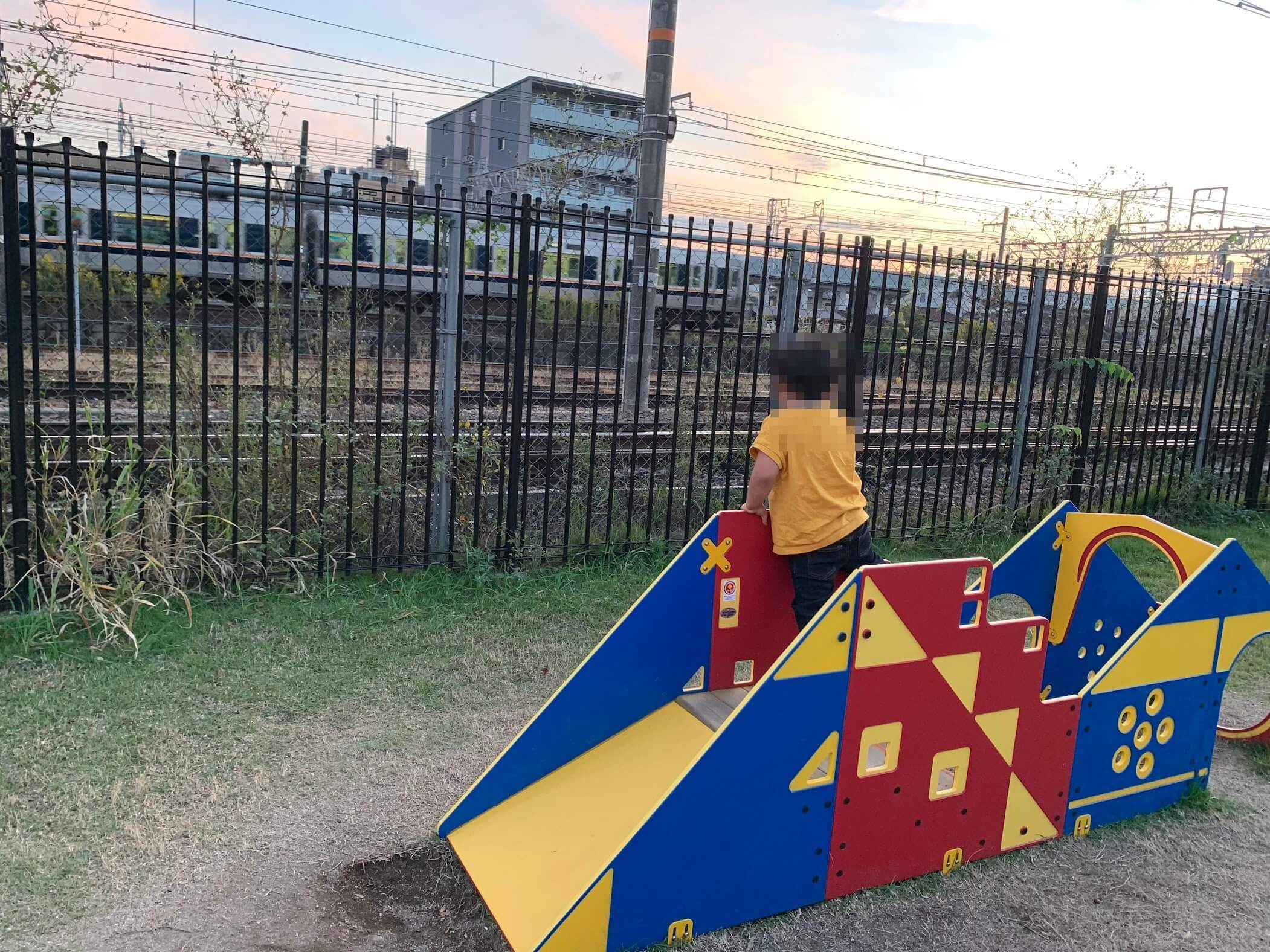 子連れ京都旅行 梅小路公園が最高すぎた 京都で子供と一緒に楽しめる梅小路エリア あしたどこいくのー